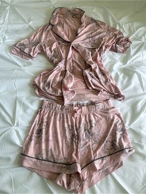 Victoria's Secret Pink Floral Short Pajama Set